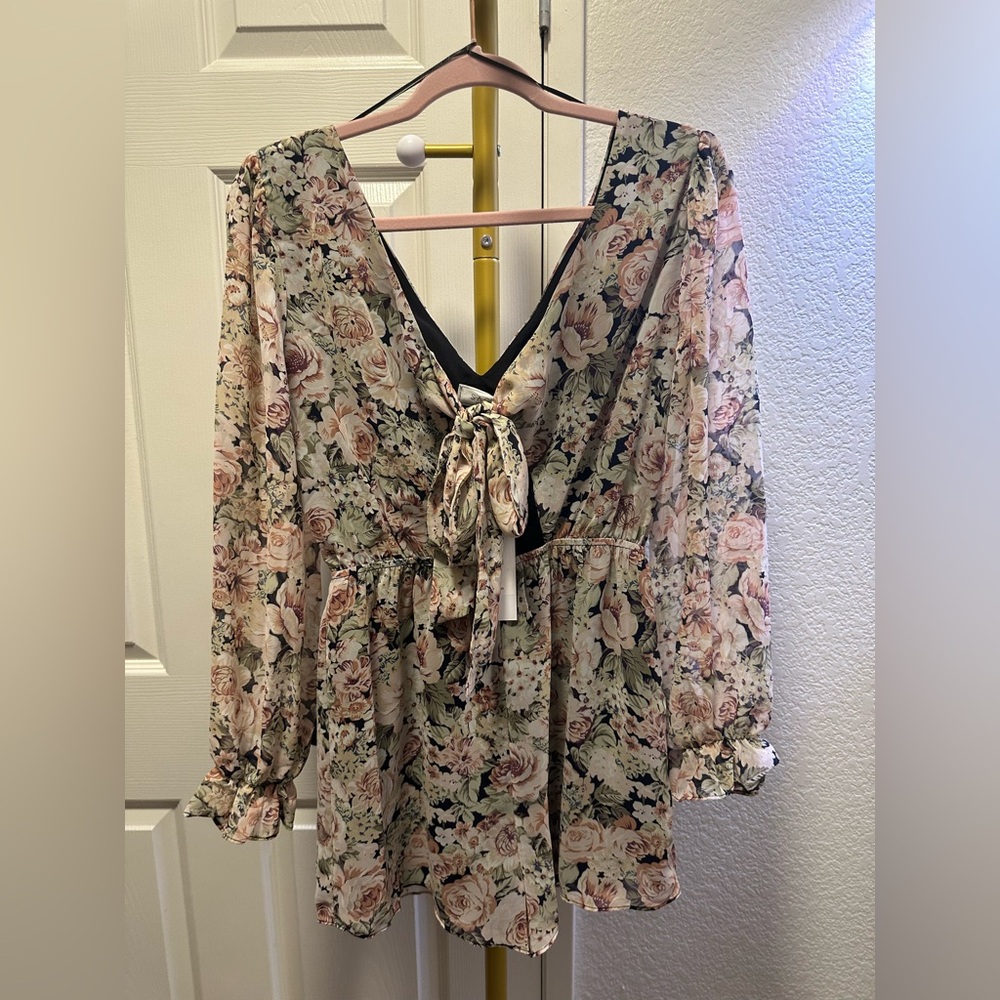 NWT Sage the Label Floral Long Sleeve Romper, Size S